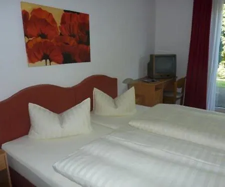 Gruener Jaeger Hotel 2*