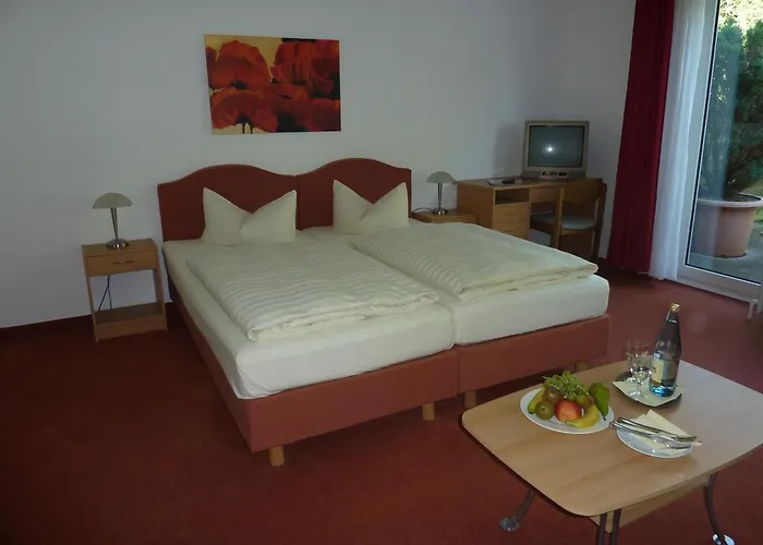 Gruener Jaeger ליבק